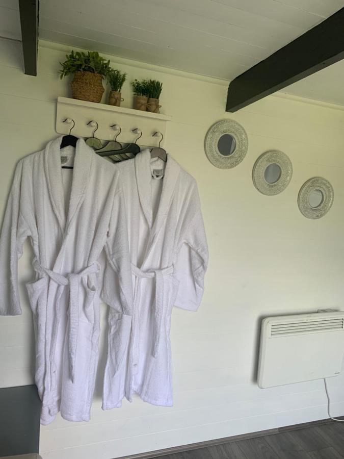Dolafon Farm Luxury Glamping Cabin With Hot Tub St Asaph Exteriér fotografie