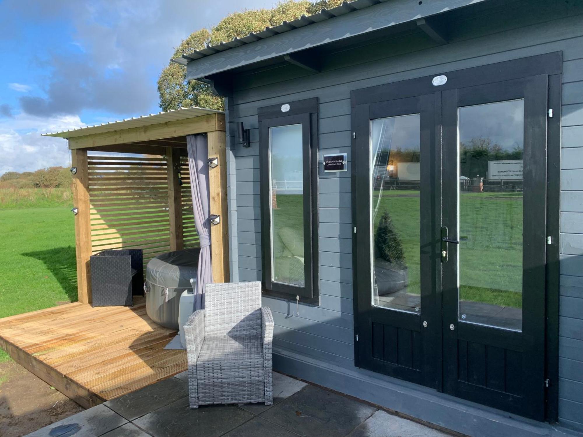 Dolafon Farm Luxury Glamping Cabin With Hot Tub St Asaph Exteriér fotografie